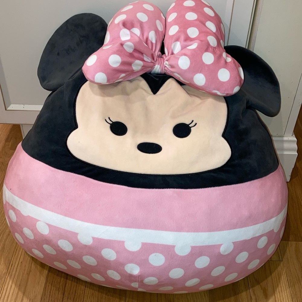 Disney Minnie Mouse Gigantic Original Squishmallow Gift Collector Pink White